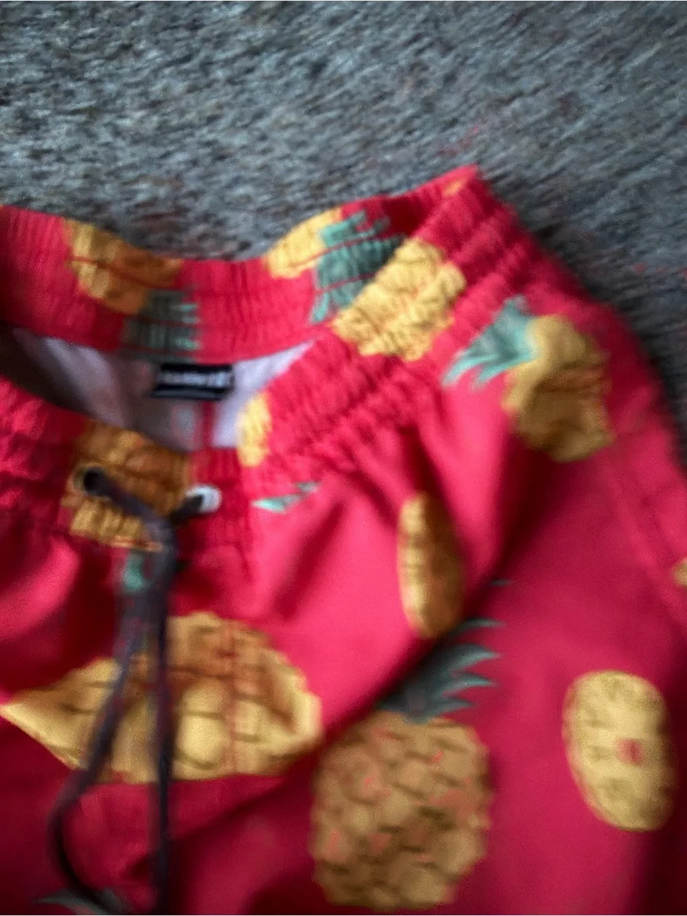 Hurley Mens Small Pineapple Volley Swim Trunks Red Tropical Board Shorts Surf